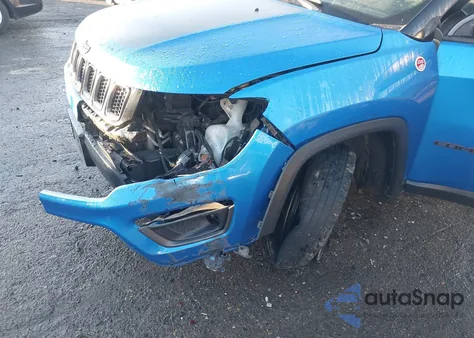 2021 Jeep Compass Trailhawk 4X4 из США, поврежденный, VIN 3C4NJDDB8MT591113